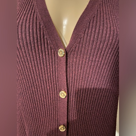 Burgundy rubbed long sleeve sweater dress. Sz M. SUNG Alfred Sung. - Picture 2 of 3